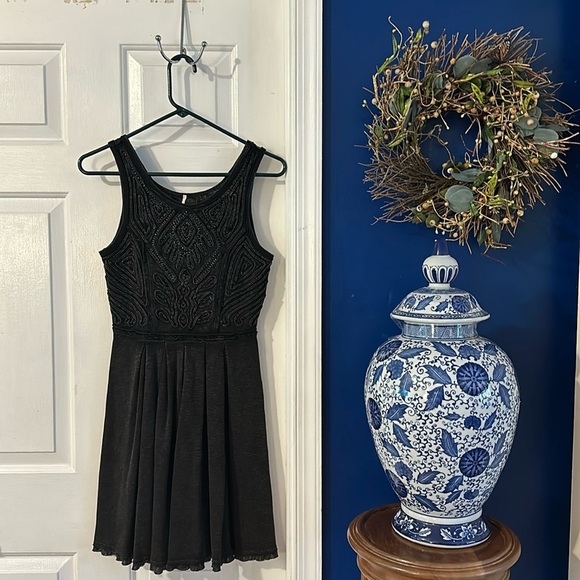 Women’s Free People Sassy Soutache Skater Grey Embellished Dress Size Medium - Picture 2 of 11